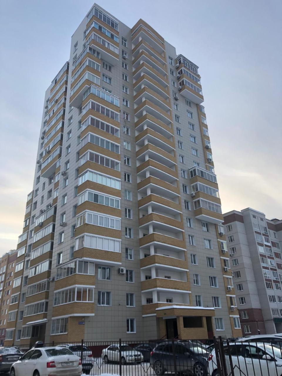 Apartamenty Na Sibgata Hakima U Riviery Kazan Ngoại thất bức ảnh