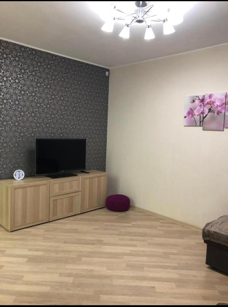 Apartamenty Na Sibgata Hakima U Riviery Kazan Ngoại thất bức ảnh